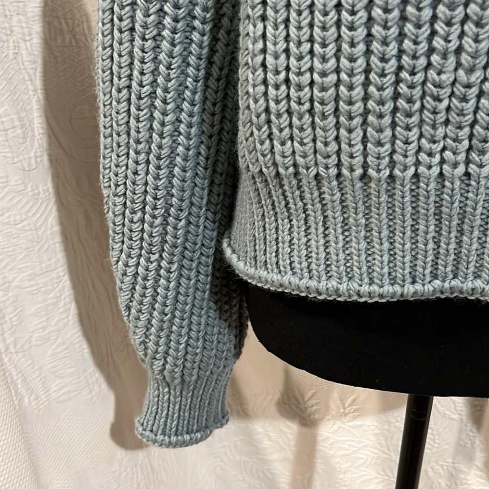 H&M mock neck sweater, size medium‎ - Picture 4 of 14